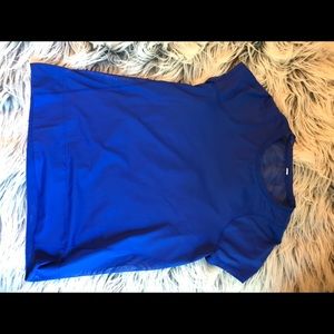 Lululemon shirt with mesh back.